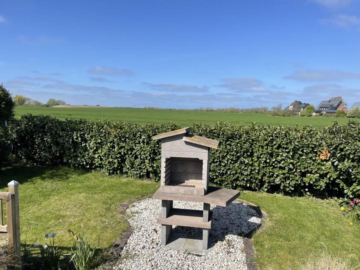 Meerzeit Ferienwohnung Fehmarn Bagian luar foto